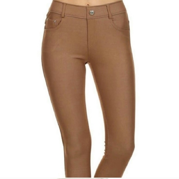 THE ORIGINAL 5 BUTTON STRETCH CAPRI - Picture 3 of 5